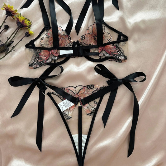 Scarlet Bra Set